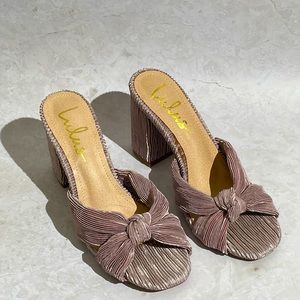 Lulu’s size 6 Heels